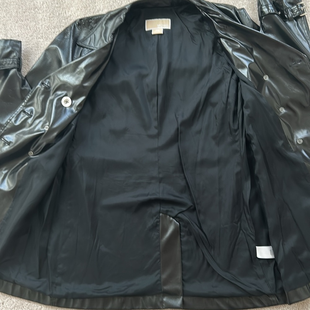Michael Kors Belted Rain Jacket, Size MP - Picture 4 of 14